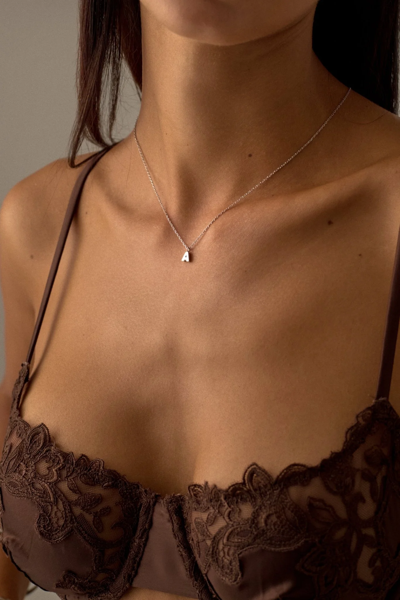 LETTER POLISHED NECKLACE (A-Z) - Image 10