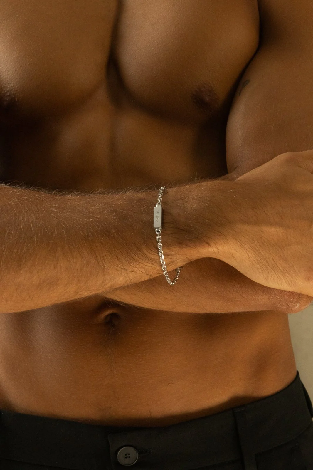 MAGNET BRACELET POLISHED - Image 2