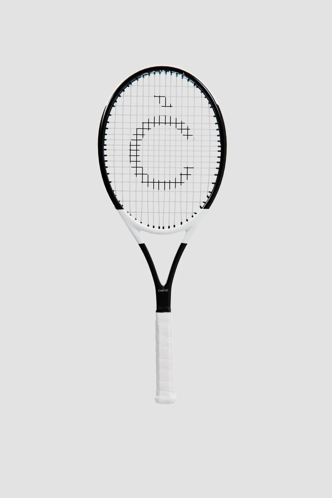 TENNIS RACKET
